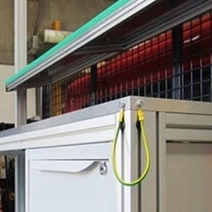 particolare banco antistatico min